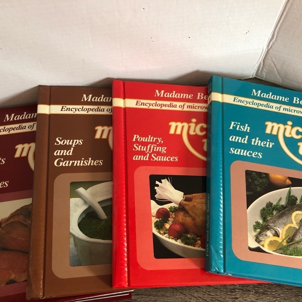 Vtg The Encyclopedia  of Microwave Cooking Box Set - Picture 6 of 14